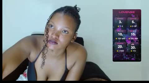 Snapshot of chocolatemilkebony chatting on 09/30/25, 07:35 chocolatemilkebony online show from 09/30/25, 07:35