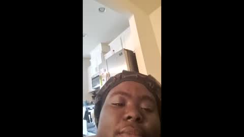 Snapshot of chocolatesugarbabe12 chatting on 11/26/25, 05:25 chocolatesugarbabe12 online show from 11/26/25, 05:25