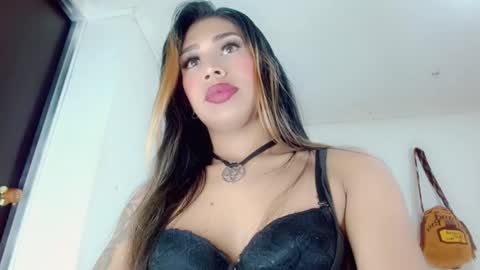 chocolatetriplex online show from 11/21/25, 04:16