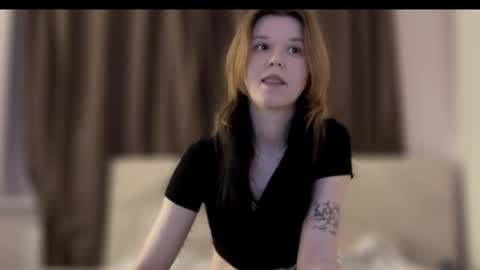 Lissa online show from 11/23/25, 03:23