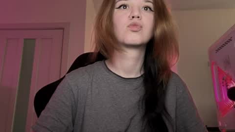 Lissa online show from 04/09/26, 06:19