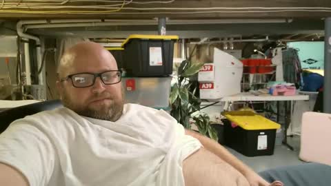 chomper12345 online show from 12/30/24, 10:21