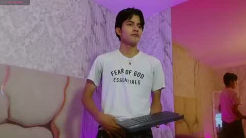 chos_tay online show from 06/27/26, 11:26