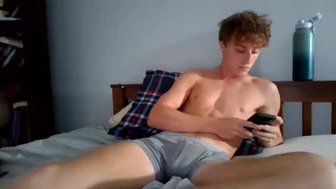 chri_i online show from 10/10/25, 11:04