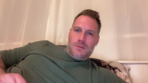 Snapshot of chris2024x chatting on 11/12/25, 08:41 Christian online show from 11/12/25, 08:41