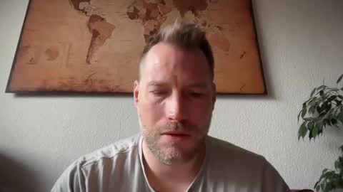 Snapshot of chris2024x chatting on 11/16/25, 09:37 Christian online show from 11/16/25, 09:37