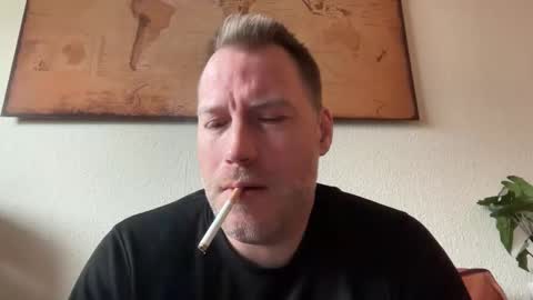 Snapshot of chris2024x chatting on 02/03/26, 09:47 Christian online show from 02/03/26, 09:47