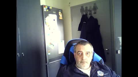 Chris online show from 04/11/26, 11:36