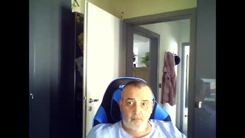 Snapshot of chris250268 chatting on 07/04/26, 09:04 Chris online show from 07/04/26, 09:04
