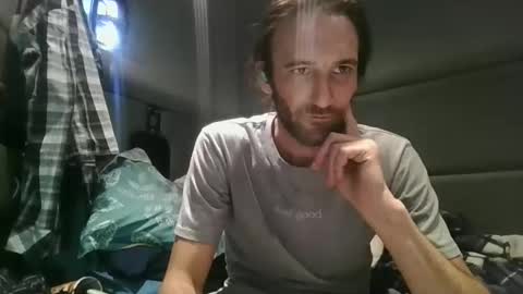 chris6p9 online show from 12/18/25, 05:19