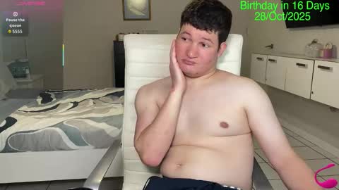 Chris Evens online show from 10/13/25, 07:14