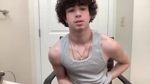 chris_baker1 online show from 04/16/26, 03:51