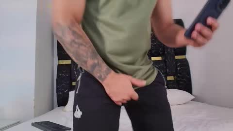 Chris B online show from 11/25/25, 06:52