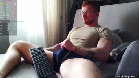 redhead thief of sausages and hearts online show from 04/03/26, 05:49