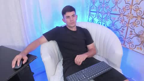 Chris Diamond23 online show from 03/24/26, 02:11