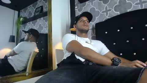 chris_dick2 online show from 07/05/26, 04:19