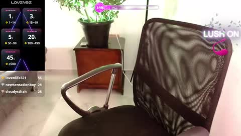 cris         Twitter magnum101010 insta magnumc20 online show from 03/09/25, 06:43