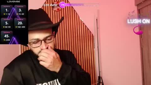 cris         Twitter magnum101010 insta magnumc20 online show from 02/19/26, 12:01