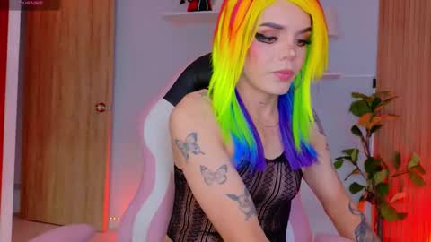 juli   Instagram july rv17 - Twitter juli rv17     online show from 02/16/26, 12:23