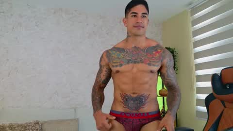 chris reilly online show from 02/11/25, 04:13