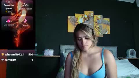 Yarixa online show from 12/15/25, 09:41