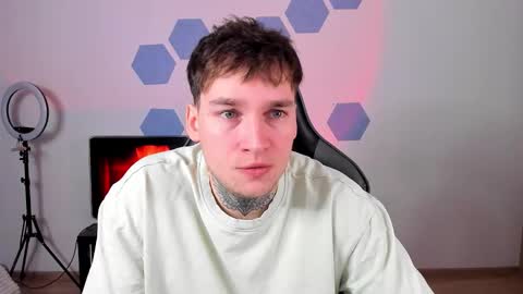 Chris Tyson online show from 12/17/25, 08:53