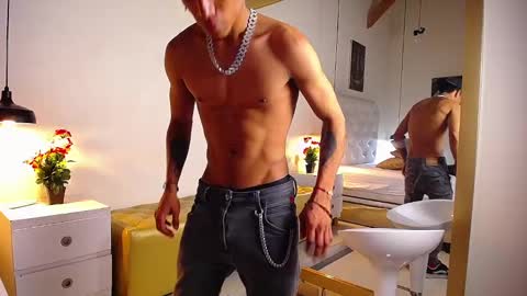 Chris Weell online show from 12/07/24, 08:49