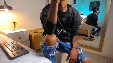 Chris Weell online show from 01/19/25, 02:57