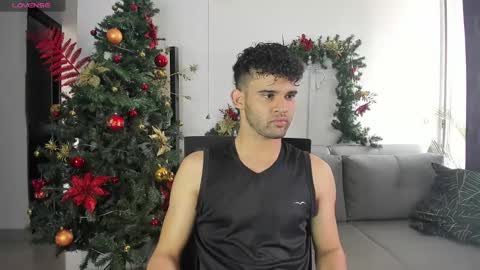 Im Chirs IM MODEL INDEPENDT online show from 12/26/24, 04:04