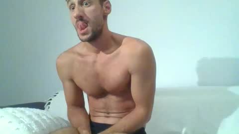 chrisaron online show from 09/30/25, 03:22