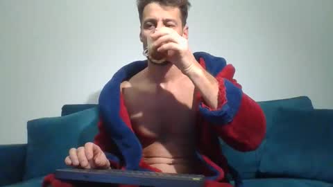 chrisaron online show from 12/03/25, 04:20