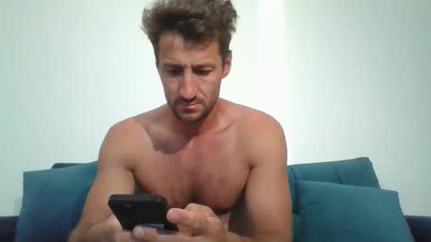 Snapshot of chrisaron chatting on 05/28/26, 03:15 chrisaron online show from 05/28/26, 03:15