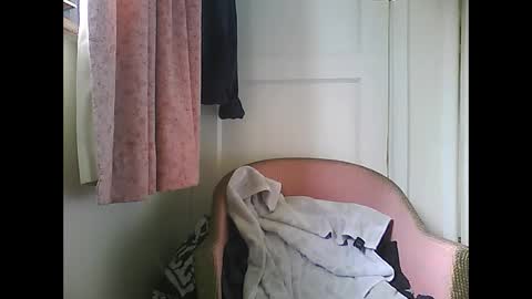 Snapshot of chrishornycocker chatting on 10/17/25, 09:23 chrishornycocker online show from 10/17/25, 09:23