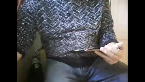 Snapshot of chrishornycocker chatting on 10/19/25, 10:38 chrishornycocker online show from 10/19/25, 10:38