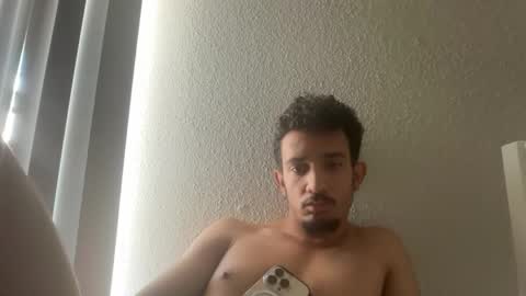 chrislover2125 online show from 05/13/26, 04:04