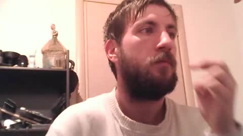 Snapshot of chrismipa1996 chatting on 01/01/25, 12:11 Chris online show from 01/01/25, 12:11