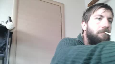 Snapshot of chrismipa1996 chatting on 01/12/25, 08:04 Chris online show from 01/12/25, 08:04