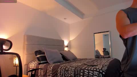 chrismorgan24 online show from 09/20/25, 11:28