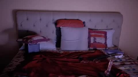 Horny Latino in Chile online show from 10/14/25, 06:25