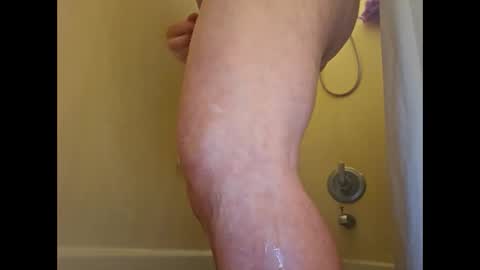 Snapshot of chrispycum chatting on 11/25/25, 02:44 Chris online show from 11/25/25, 02:44