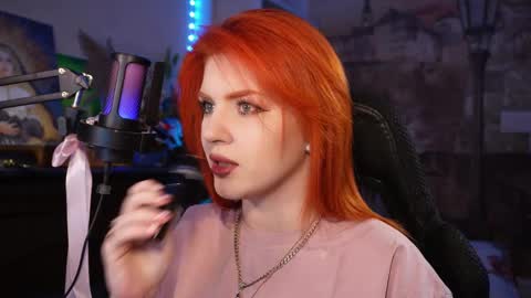 chriss_foxx online show from 03/07/25, 06:43