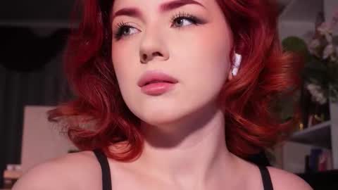 chriss_foxx online show from 11/11/25, 03:23