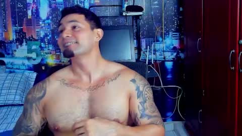 Chriss Stewart online show from 11/08/25, 03:39