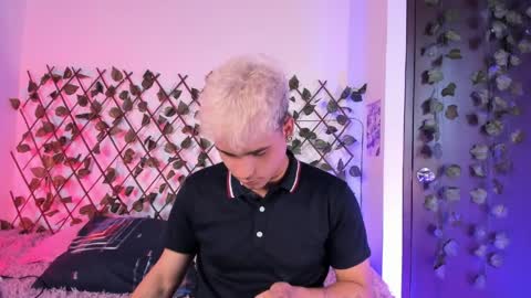 Christian Wang online show from 04/01/26, 08:06