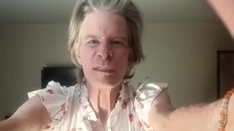 chrisssy780232 online show from 05/16/26, 10:36