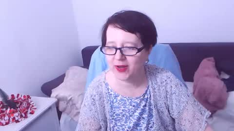 Christa online show from 01/05/25, 06:24