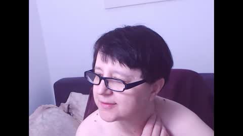Snapshot of christarose chatting on 05/09/26, 11:54 Christa online show from 05/09/26, 11:54