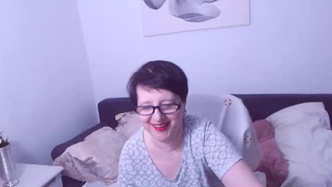 Snapshot of christarose chatting on 06/04/26, 08:15 Christa online show from 06/04/26, 08:15