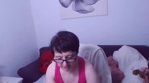 Snapshot of christarose chatting on 06/08/26, 01:28 Christa online show from 06/08/26, 01:28