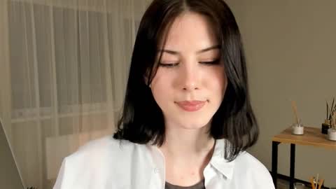 christaschrecongost online show from 02/17/26, 06:03